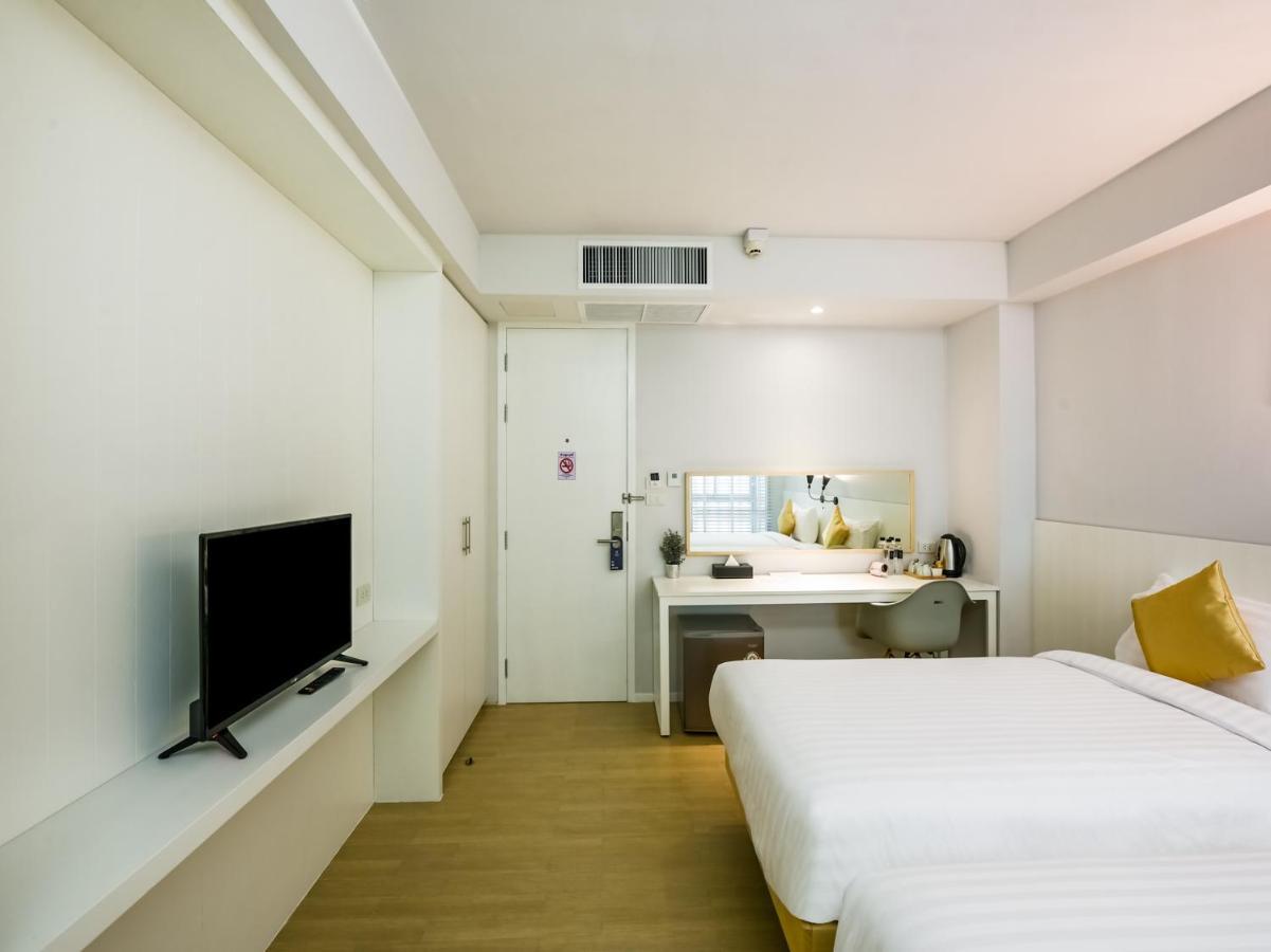 Kitzio House Hotel Huai Kwang Bangkok Extérieur photo