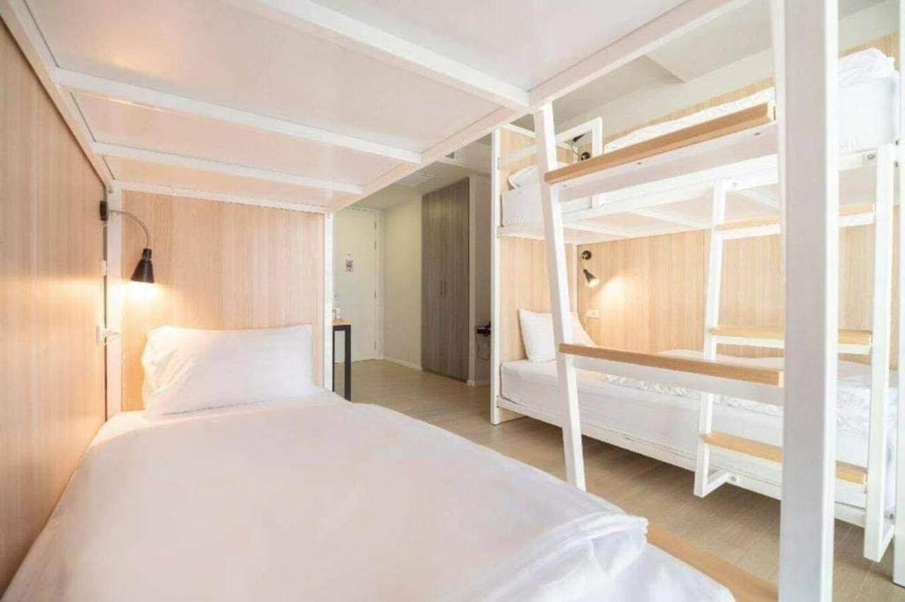 Kitzio House Hotel Huai Kwang Bangkok Extérieur photo