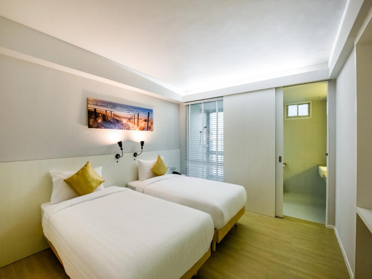 Kitzio House Hotel Huai Kwang Bangkok Extérieur photo